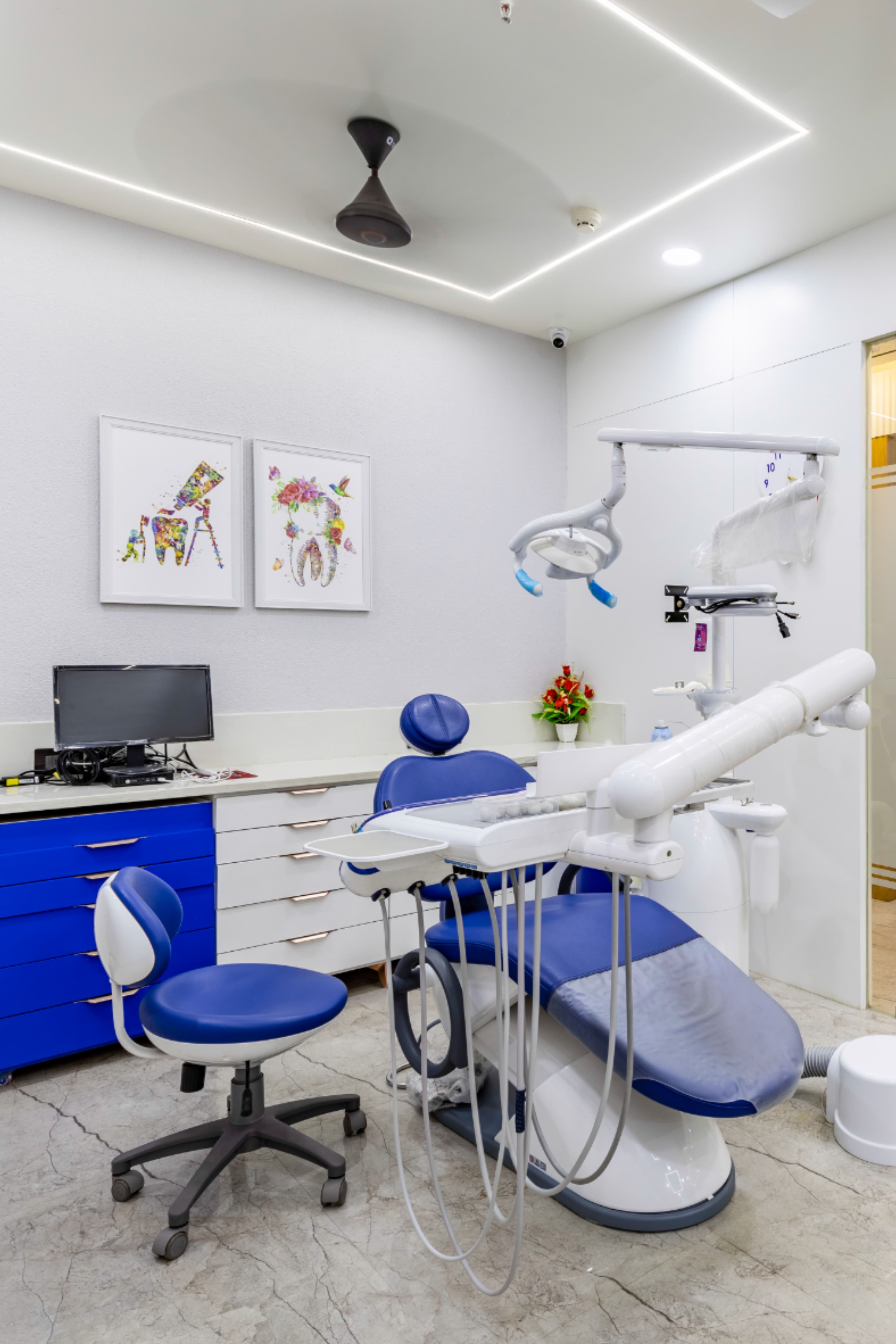 Tirupati Dental Clinic treatment room